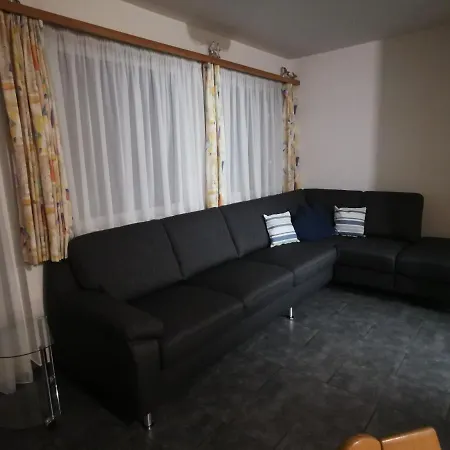Chasa Aquileia Scuol - Bergblick, Komfort, 6 Pers, Zentral, Terrasse, Gratis Parken, Wlan Apartment *