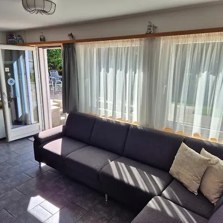 Chasa Aquileia Scuol - Bergblick, Komfort, 6 Pers, Zentral, Terrasse, Gratis Parken, Wlan