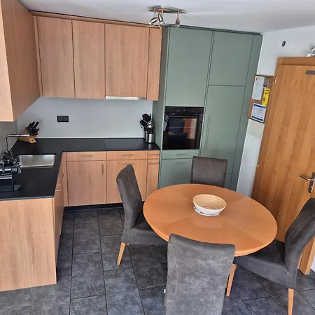 Chasa Aquileia Scuol - Bergblick, Komfort, 6 Pers, Zentral, Terrasse, Gratis Parken, Wlan *