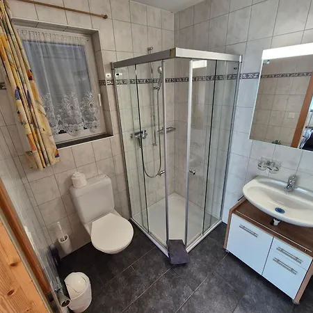 Chasa Aquileia Scuol - Bergblick, Komfort, 6 Pers, Zentral, Terrasse, Gratis Parken, Wlan * Scuol