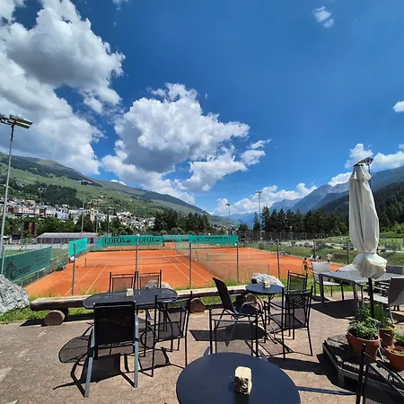 Chasa Aquileia Scuol - Bergblick, Komfort, 6 Pers, Zentral, Terrasse, Gratis Parken, Wlan Scuol