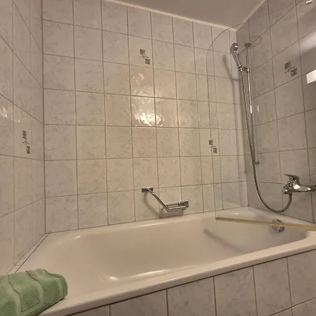 Chasa Aquileia - Bergblick, Komfort, 6 Pers, Zentral, Terrasse, Gratis Parken, Wlan