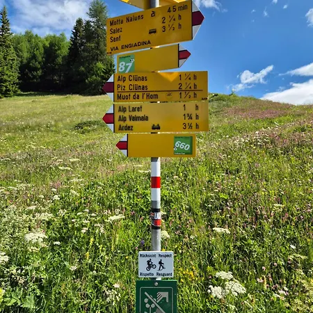 Chasa Aquileia - Bergblick, Komfort, 6 Pers, Zentral, Terrasse, Gratis Parken, Wlan דירה סקואול