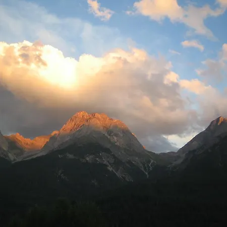 Chasa Aquileia Scuol - Bergblick, Komfort, 6 Pers, Zentral, Terrasse, Gratis Parken, Wlan Scuol