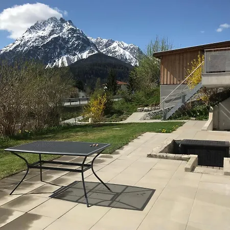 Chasa Aquileia Scuol - Bergblick, Komfort, 6 Pers, Zentral, Terrasse, Gratis Parken, Wlan * Scuol